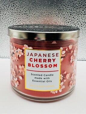 Bath & Body Works Japanese Cherry Blossom 3 Wick Candle